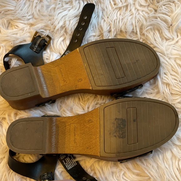 Clog Sandals! - Picture 5 of 5